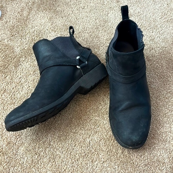 Teva Womens Ellery 1108069 Black Leather Pull On Ankle Chelsea Boots Size 7.5 - Picture 1 of 8